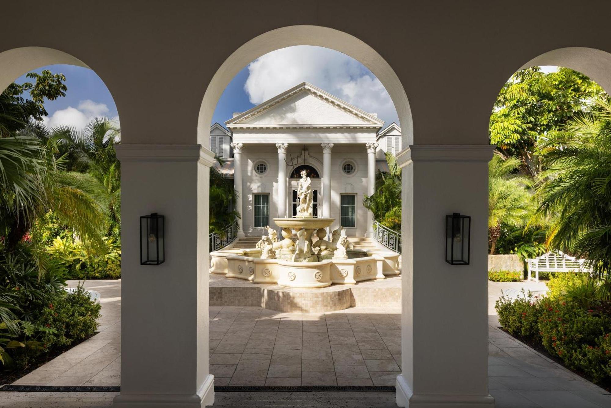 Sandals Royal Bahamian All Inclusive - Couples Only (Adults Only) แนสซอ ภายนอก รูปภาพ